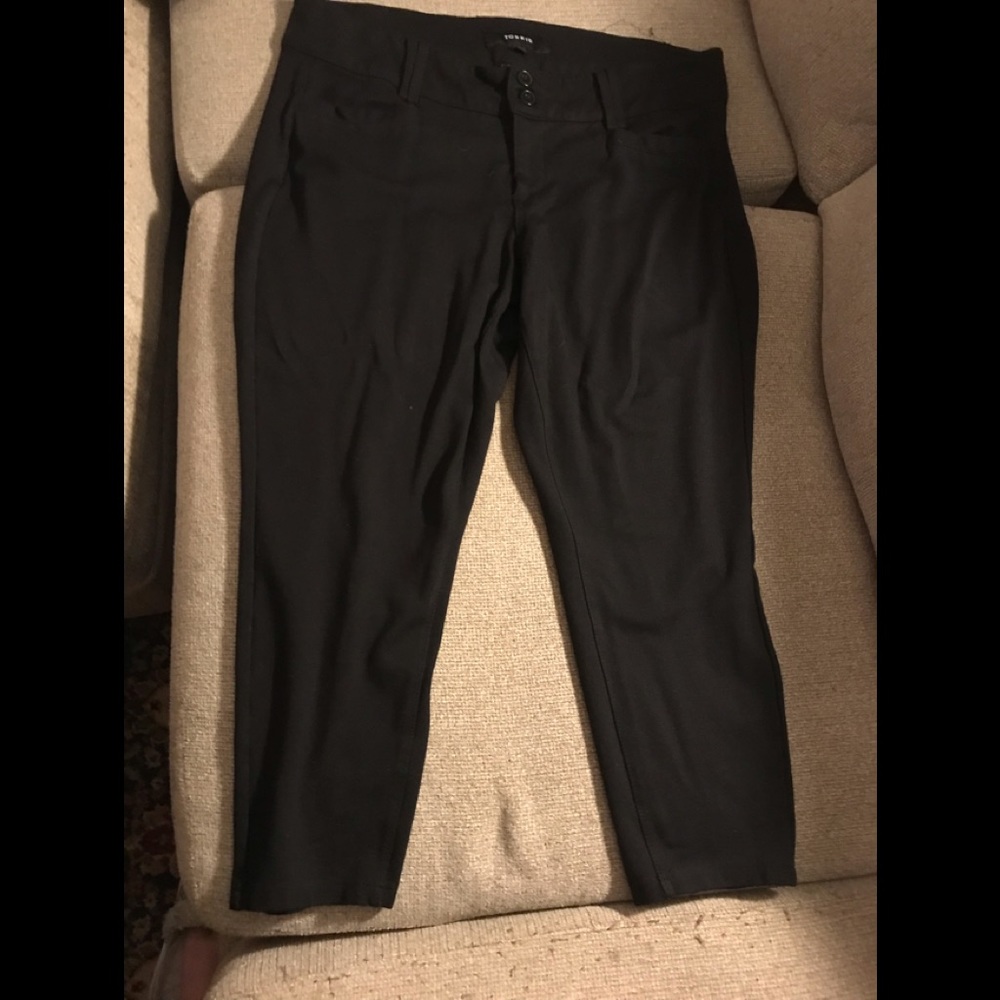 Torrid black ankle pants